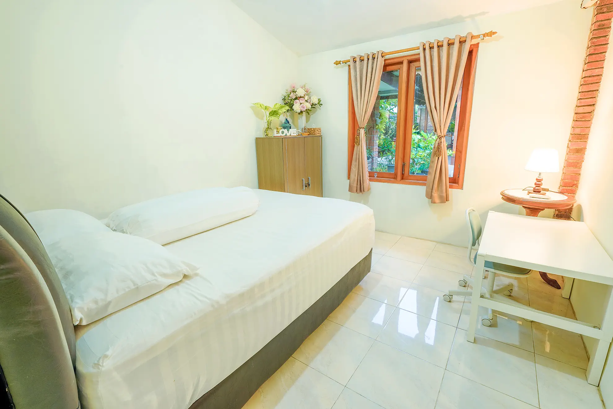 Fasilitas Kamar Tidur Homestay Omah Ralin Jogja